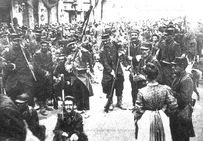 Fraternisation du 17e régiment d'infanterie avec les manifestant à Béziers, le 20 juin 1907.