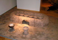 Reconstruction d'un four à sel de La Tène moyenne / finale au Hällisch-Fränkisches Museum Schwäbisch Hall.